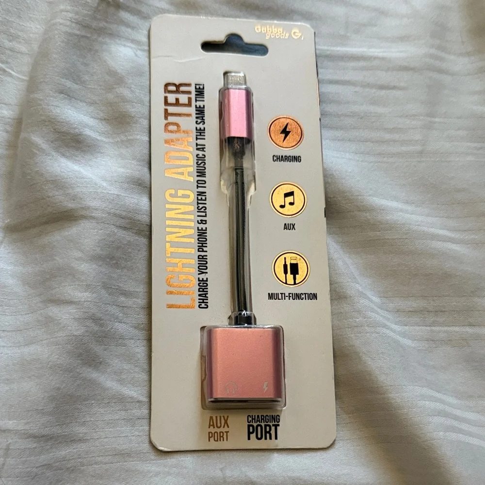 Gabba Goods Pink Lightning Adapter Charger Aux Port and charging port NEW
